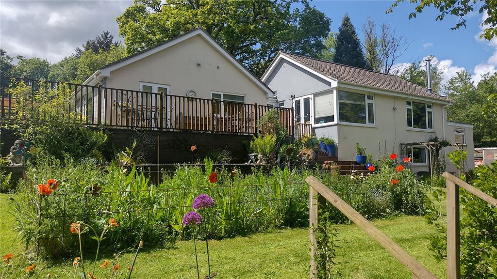 Property photo 1 of 35 Picture No. 44