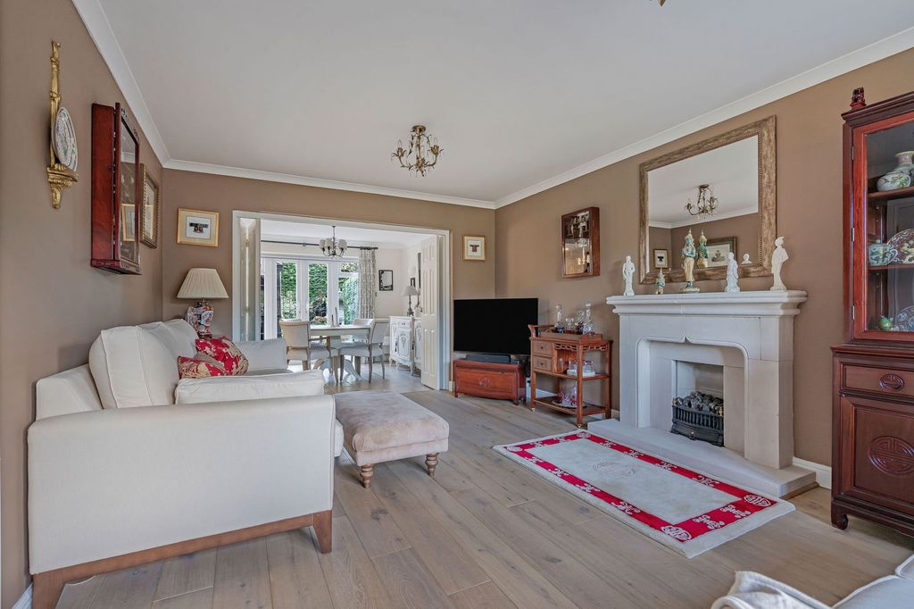 Property photo 3 of 20