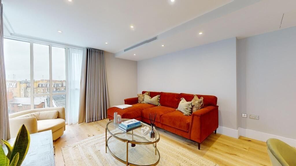Property photo 3 of 27 Jerome House Baket St 3B 1A  (31).Jpg