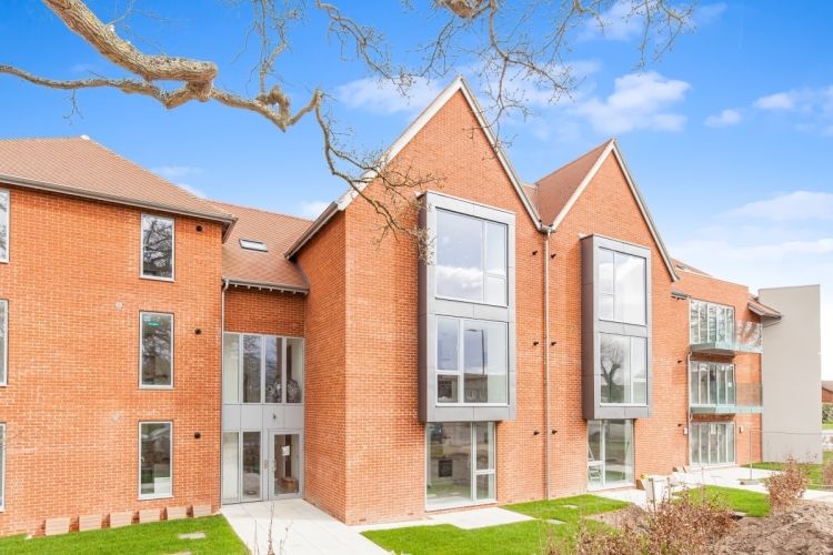 Property photo 1 of 8 Breakspears