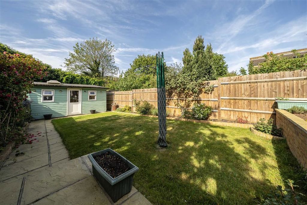Property photo 3 of 8