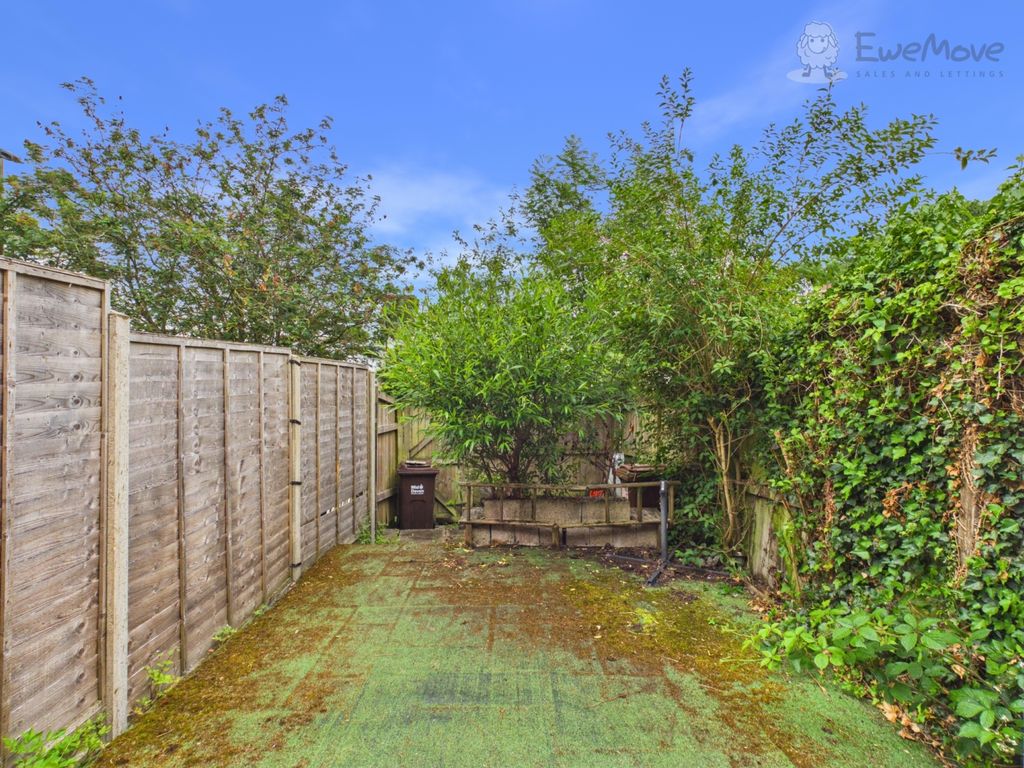 Property photo 3 of 22 Ewemove Tiverton - Campion Court