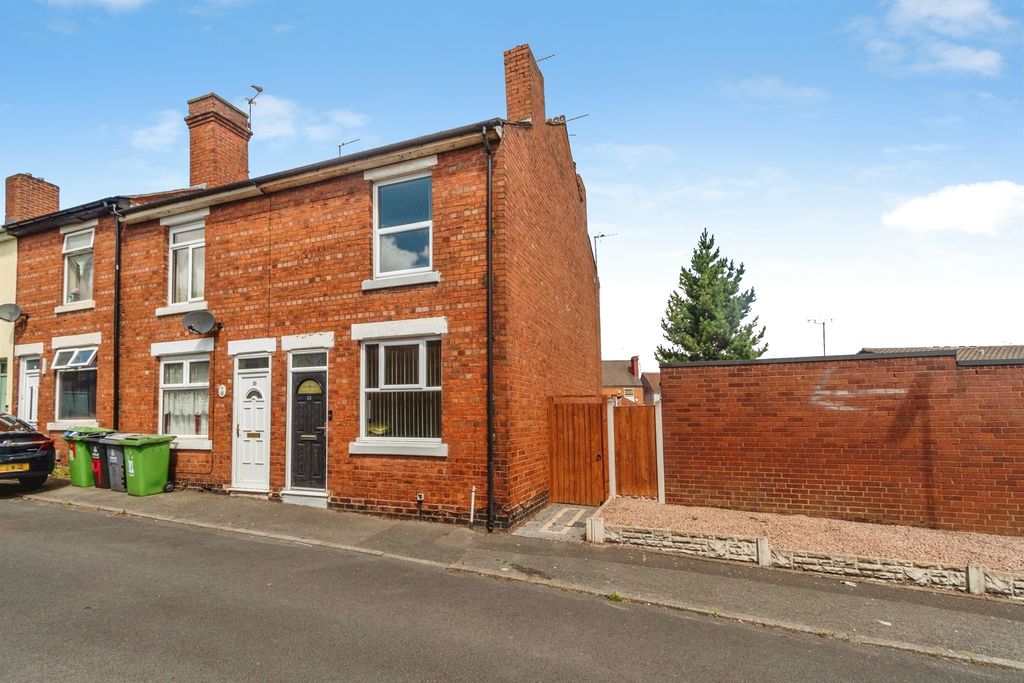 Property photo 1 of 17