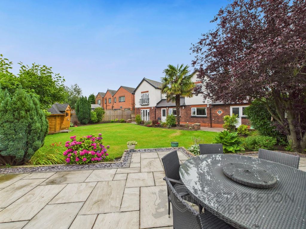 Property photo 1 of 40 Cam04720G0-Pr0100-Still034.Jpg