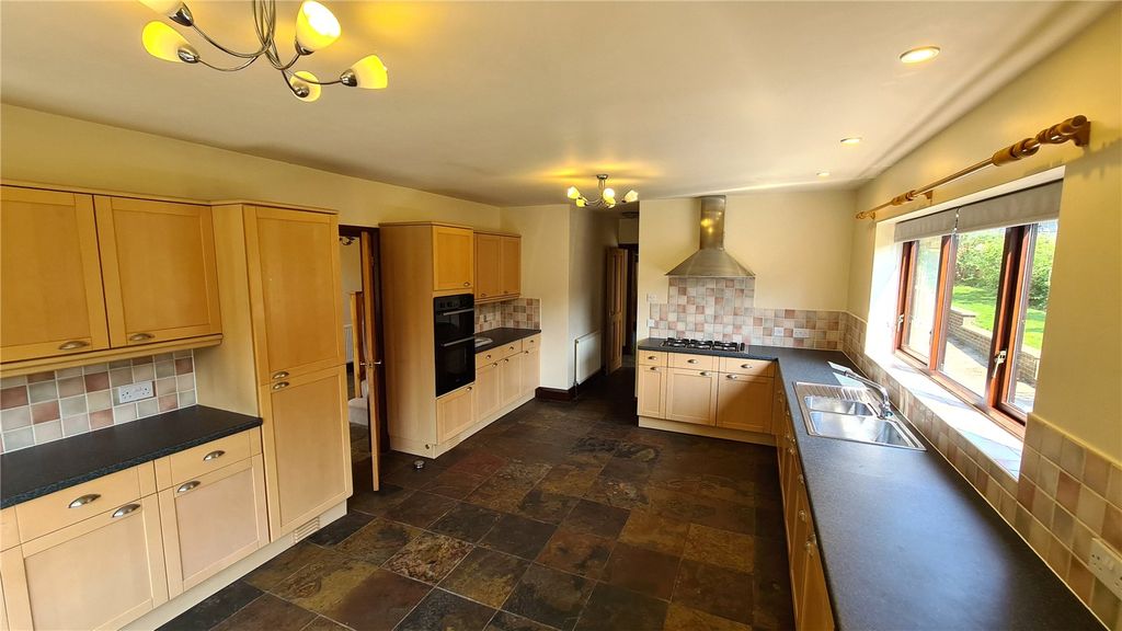 Property photo 3 of 23 Picture No. 45