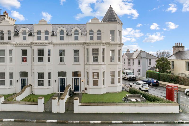 Property photo 1 of 26 12 May Hill