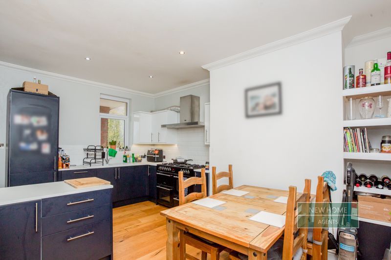 Property photo 2 of 18 Photo 13