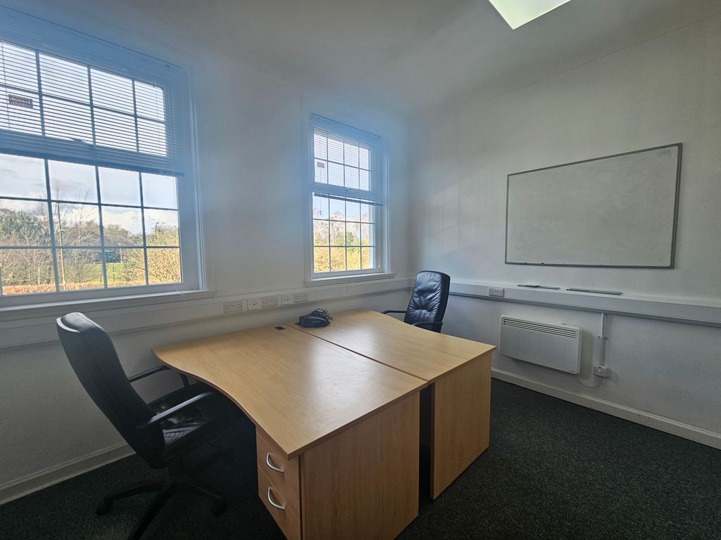 Property photo 1 of 4