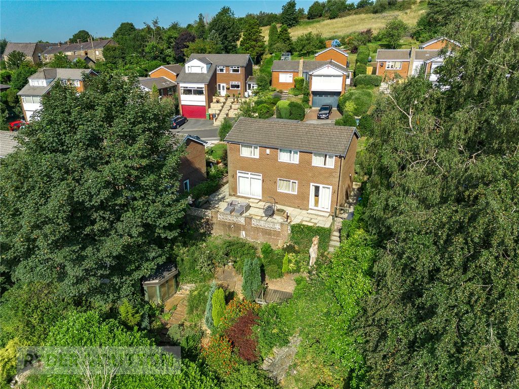Property photo 2 of 46 Picture No. 09