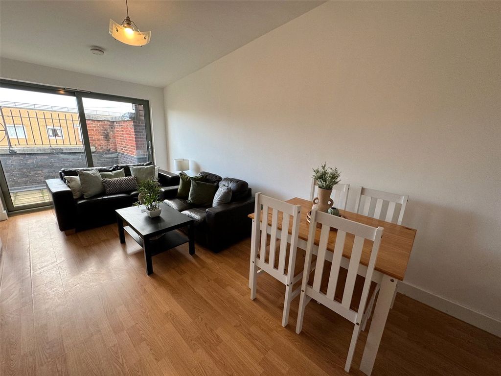 Property photo 3 of 14 Picture No. 13