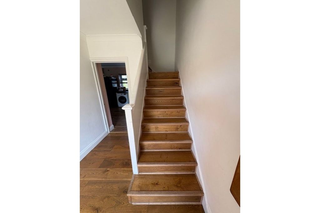 Property photo 3 of 18 Staircase