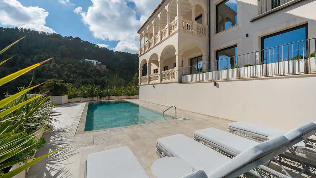 Property photo 3 of 30 Son Vida-27.Jpg