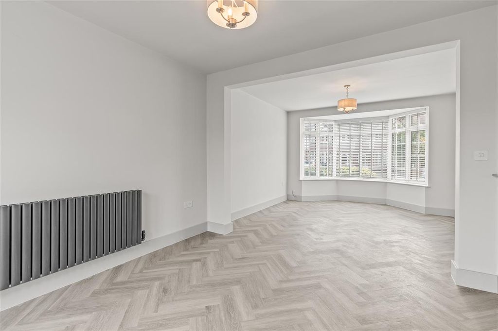 Property photo 1 of 18 Main Picture