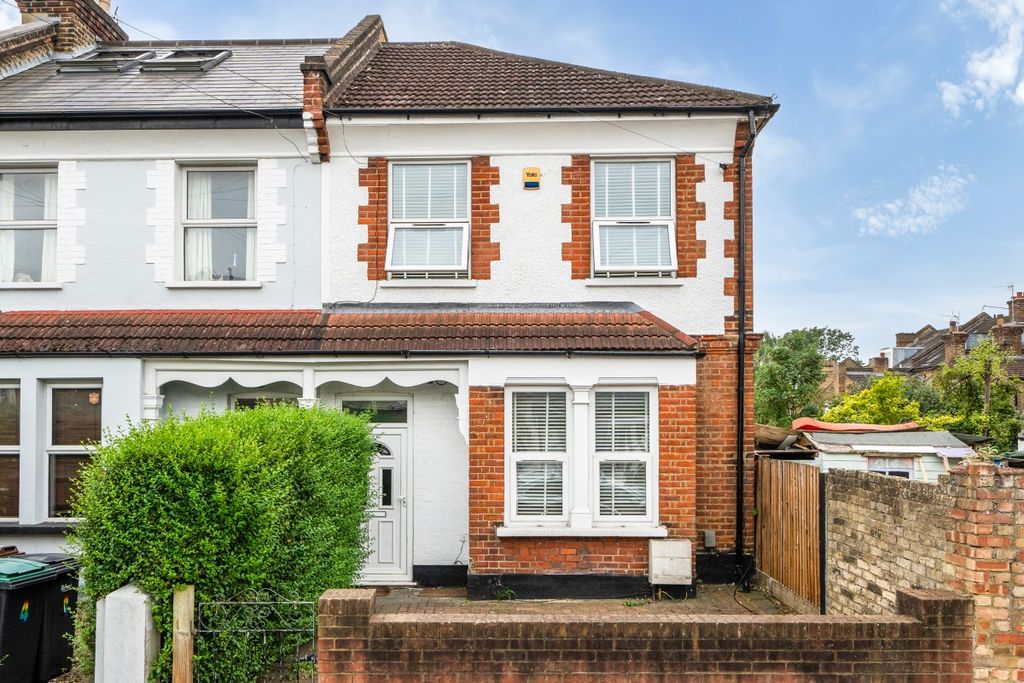 Property photo 1 of 21 66c4402302297-117...
