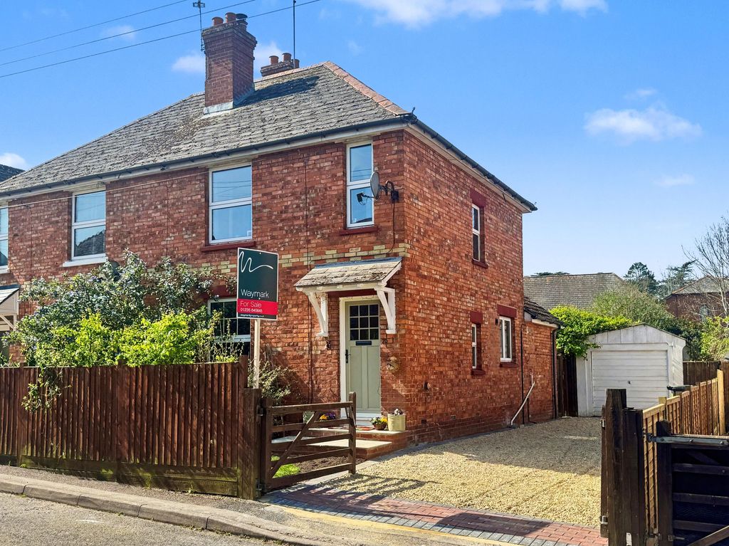 Property photo 1 of 11