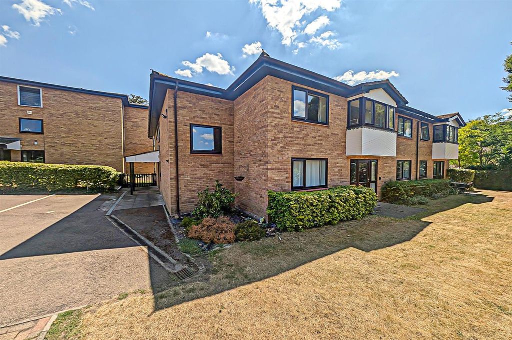 Property photo 1 of 10 Thumbnail_Pxl_20250711_113549533.Raw-01.Cover.Jpg