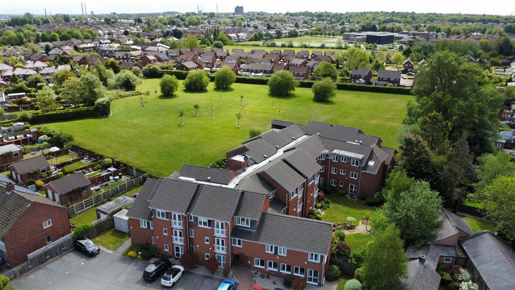 Property photo 1 of 16 Henbury Court - For Sale