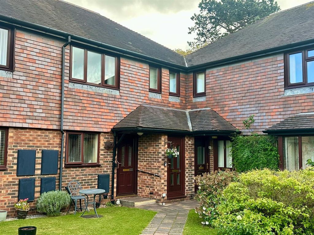 Property photo 1 of 11