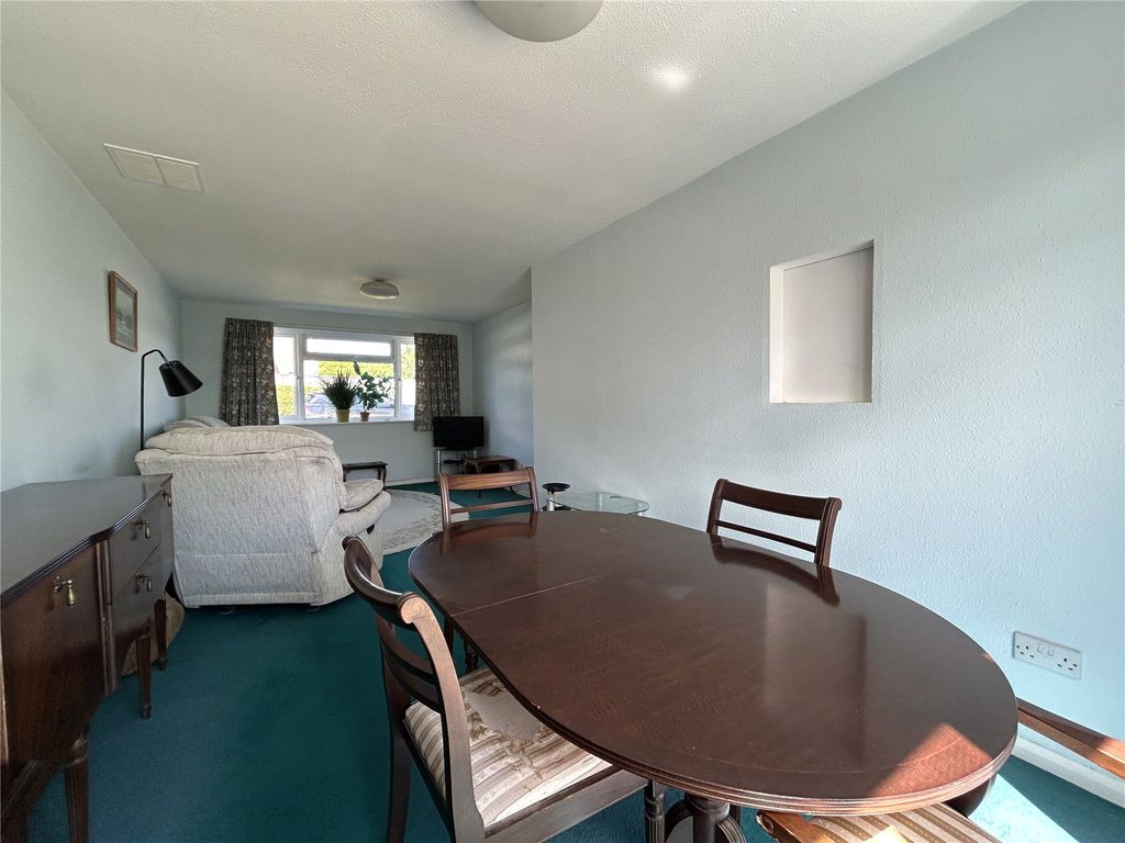 Property photo 3 of 10 Picture No. 11