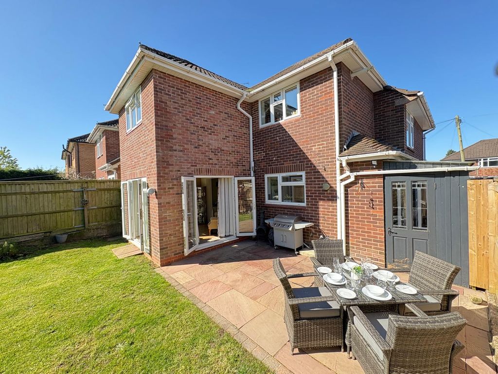 Property photo 3 of 33