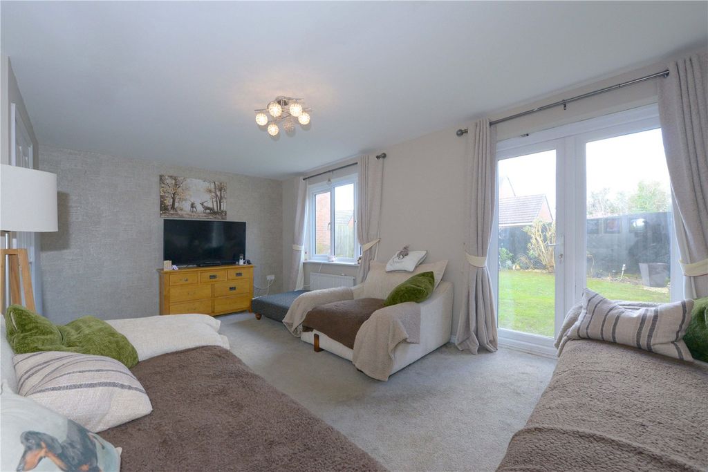 Property photo 3 of 19 Picture No. 75