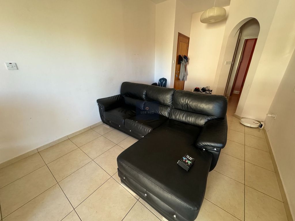 Property photo 3 of 6