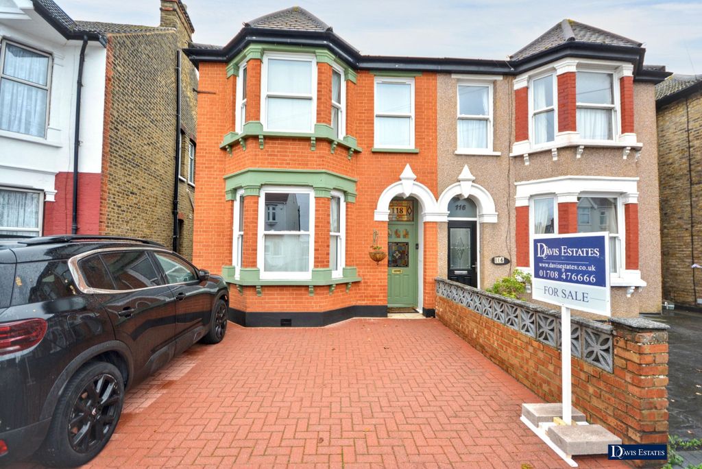 Property photo 1 of 24