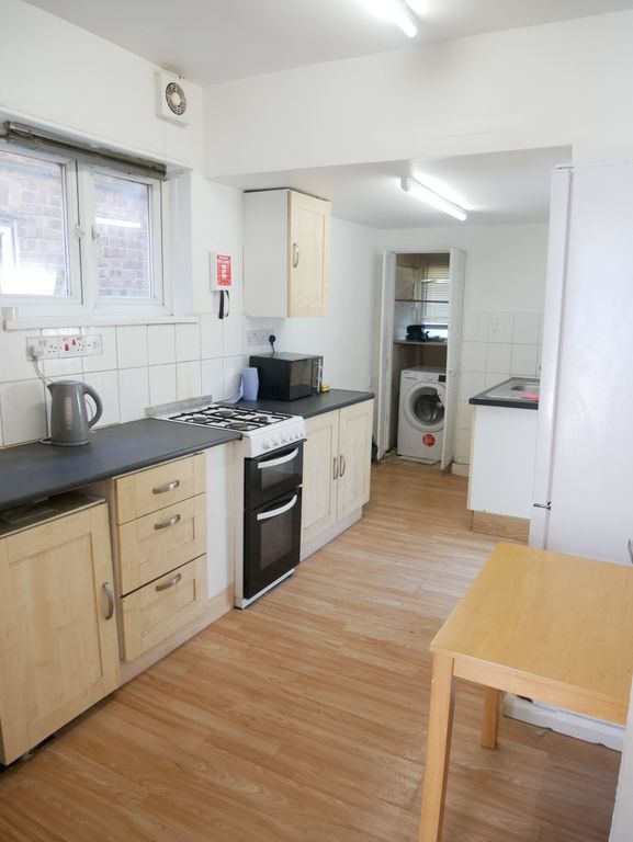 Property photo 3 of 4