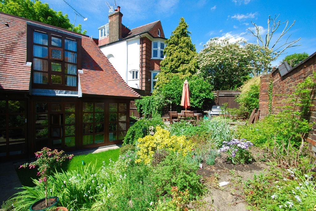 Property photo 2 of 29 Photo 1