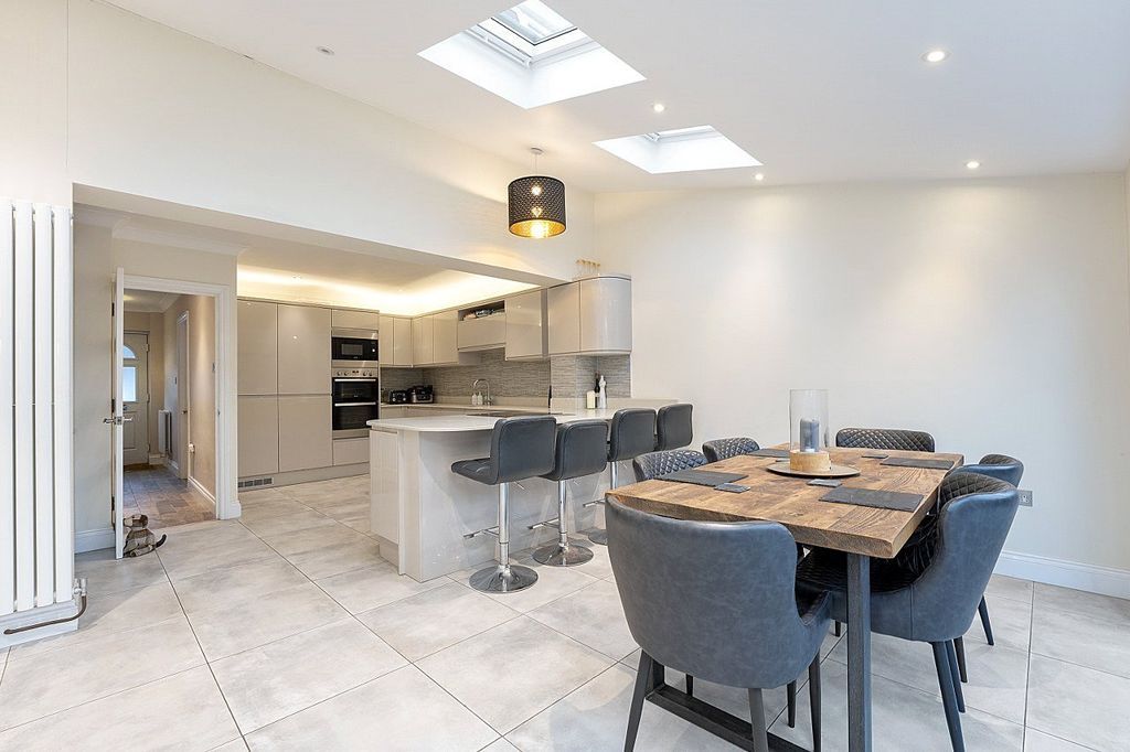 Property photo 1 of 20 Picture No. 34