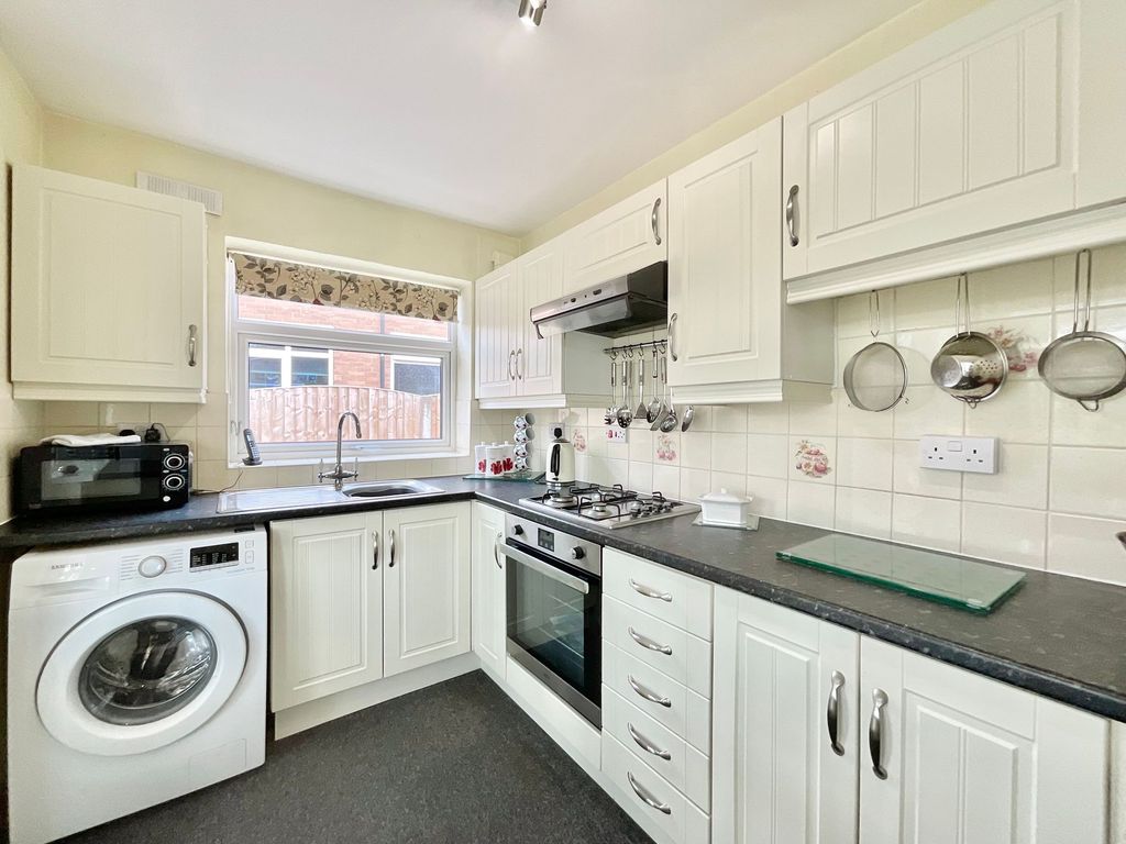 Property photo 3 of 24