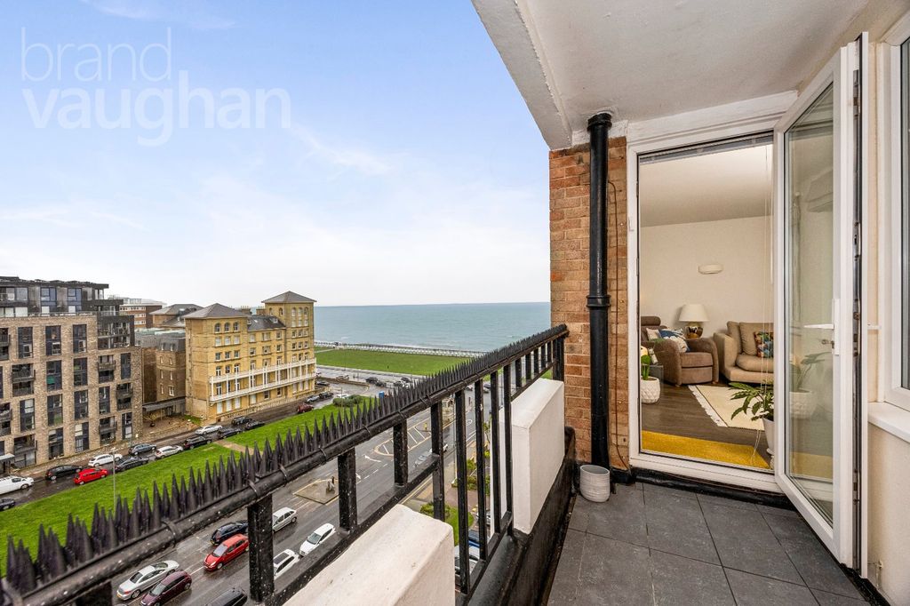 Property photo 3 of 21 Picture No. 17