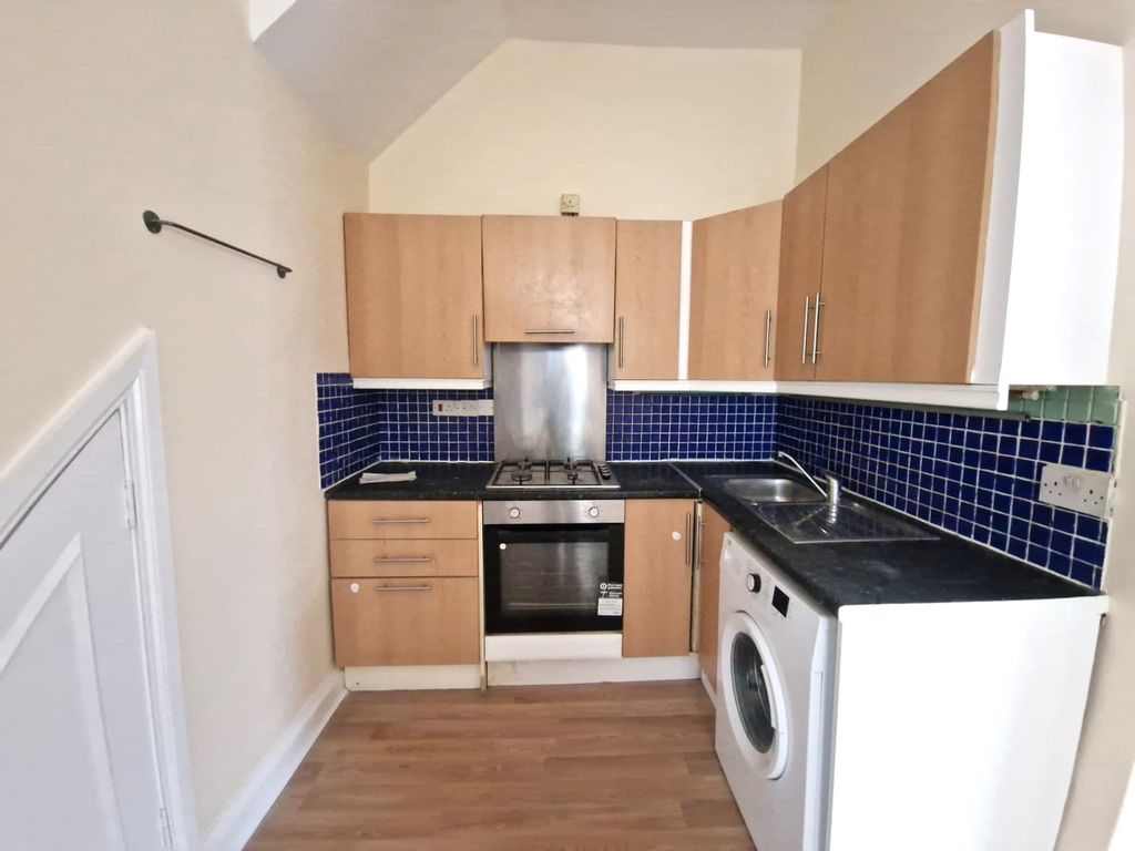 Property photo 2 of 7 Gallery