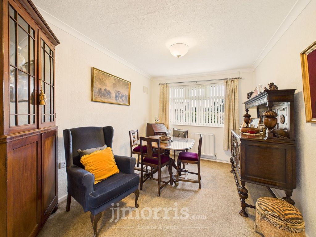 Property photo 3 of 23