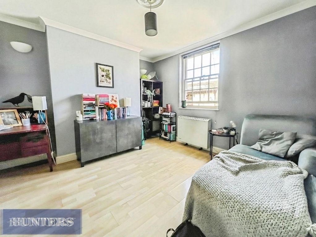 Property photo 1 of 6 Tlc_d0727Bfe-A7c4-4600-9182-c1Ca69F1Ff7F_d61d578.J