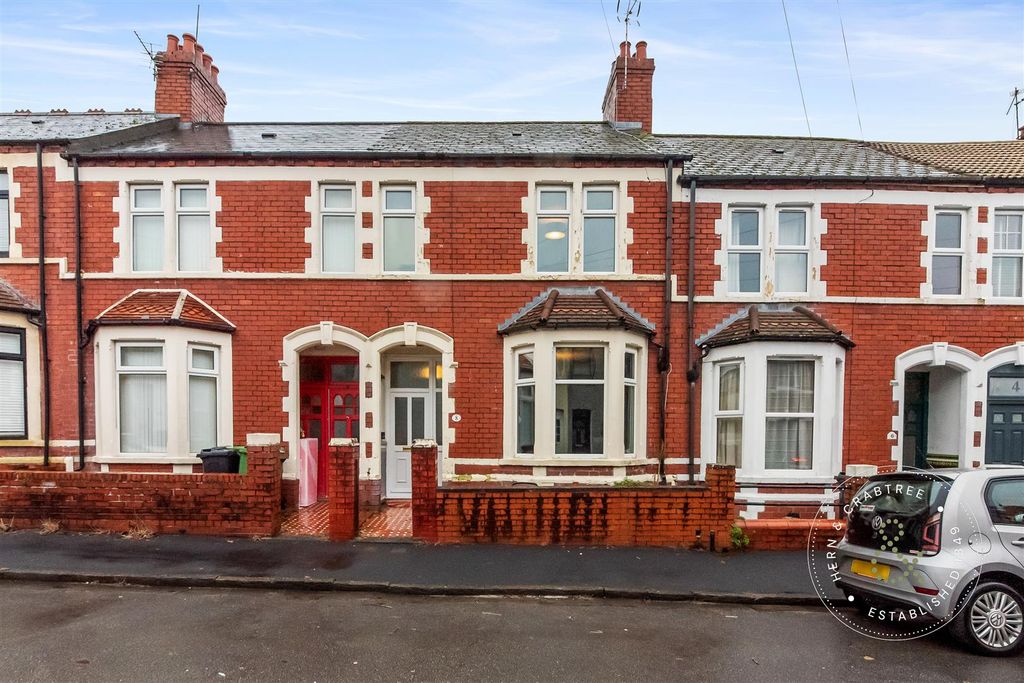 Property photo 1 of 30 Brook-Road-31.Jpg