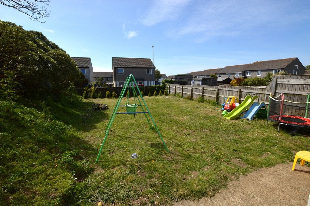 Property photo 3 of 16 Picture No. 14
