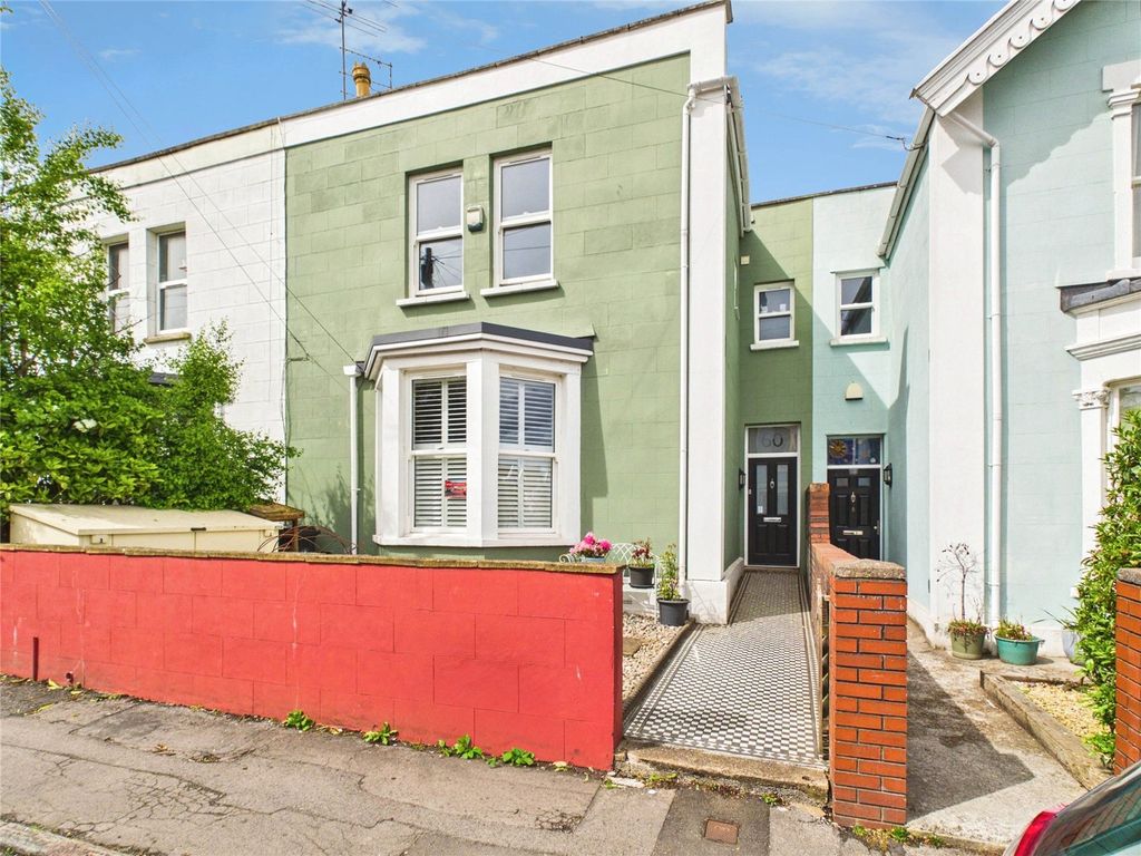 Property photo 2 of 29 Picture No. 06