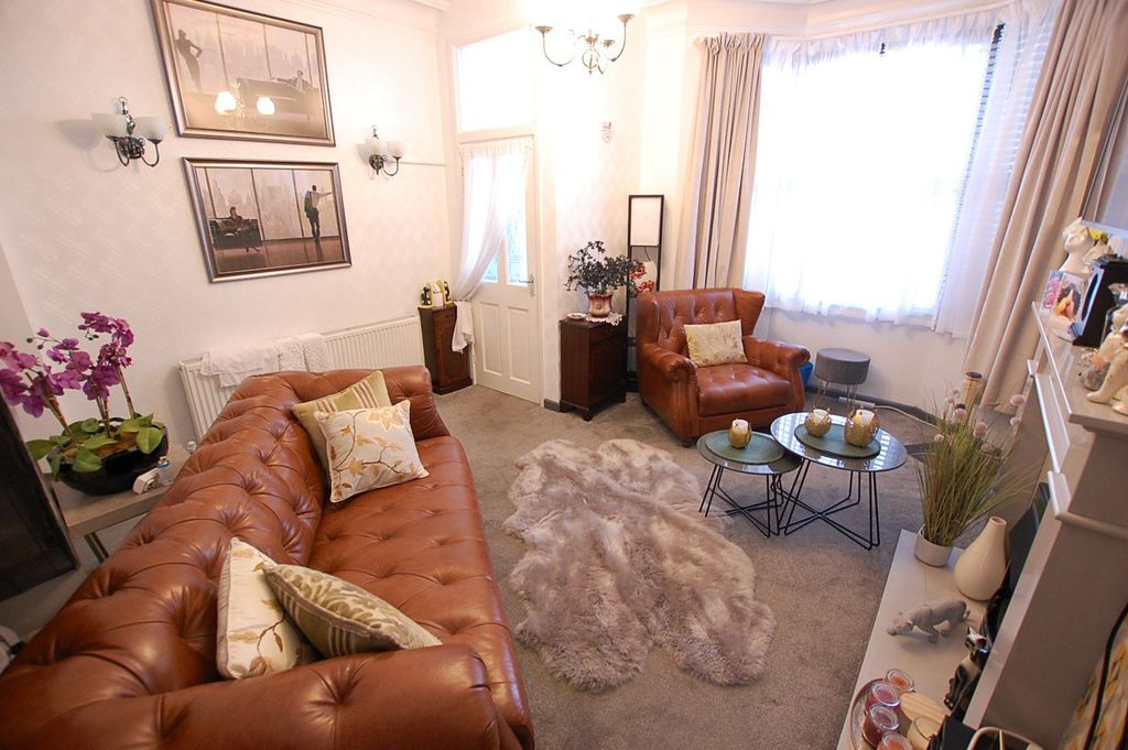 Property photo 3 of 11 Picture No. 06