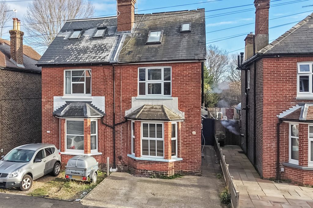 Property photo 1 of 12 Picture No. 01