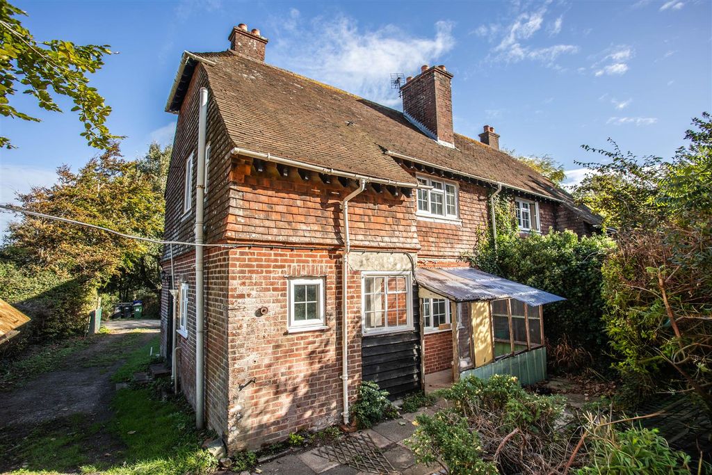 Property photo 3 of 20 53 Crossways-3.Jpg