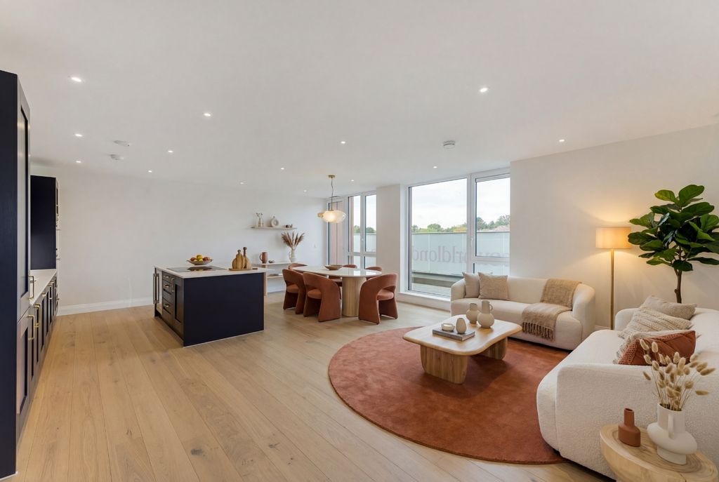 Property photo 2 of 19 Open Plan Living