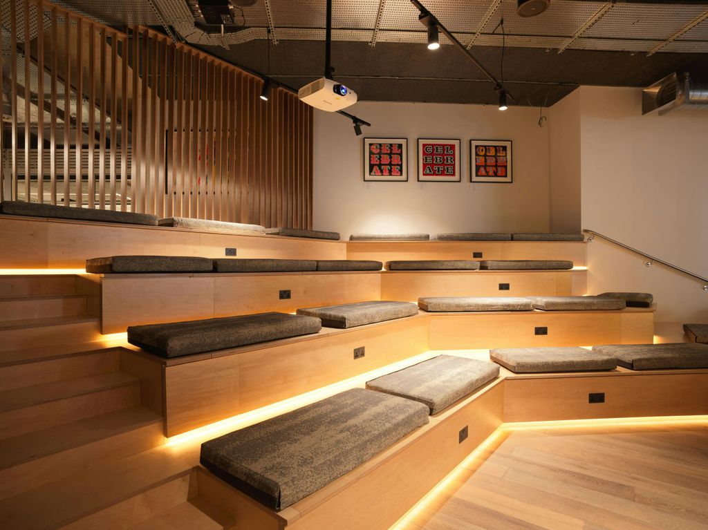 Property photo 2 of 6 2. Event Space.Jpg