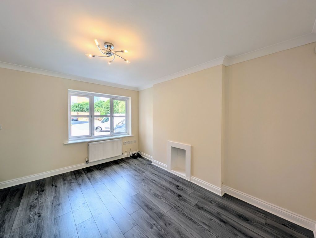 Property photo 3 of 16 Picture No. 03