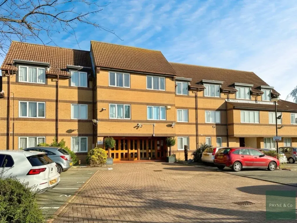Additional image 9 of 1 bed flat for saleLimewood Court, Beehive Lane, Gants Hill, Essex IG4