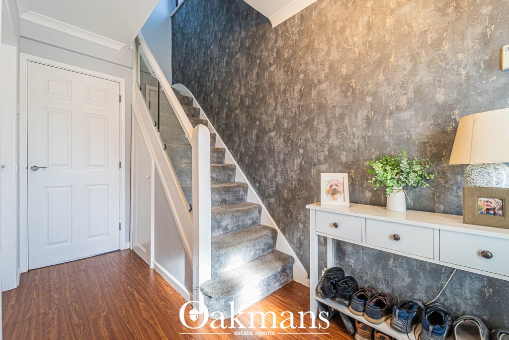 Property photo 3 of 60 Hallway