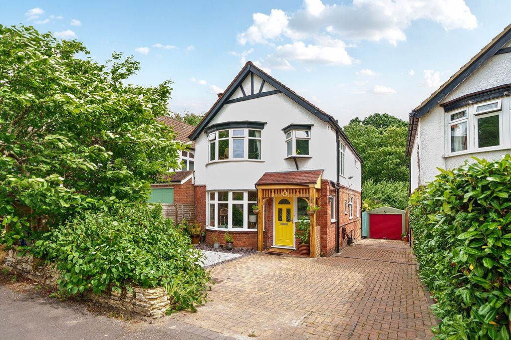 Property photo 1 of 16
