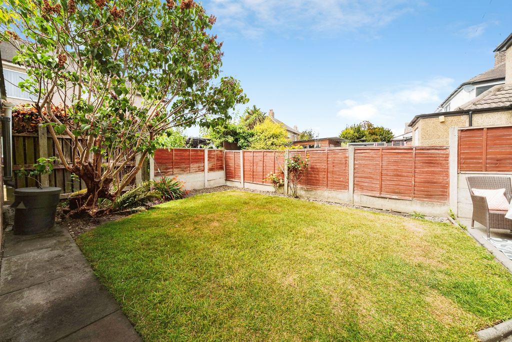 Property photo 2 of 21 Pbox-Img.Jpg