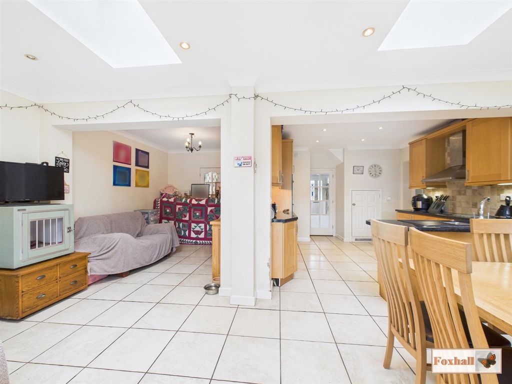 Property photo 2 of 16 Kitchen / Dining / Sitting Area