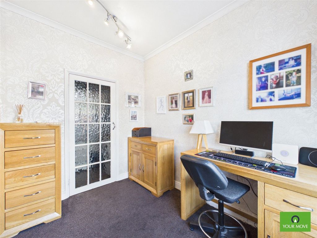 Property photo 3 of 25 Office